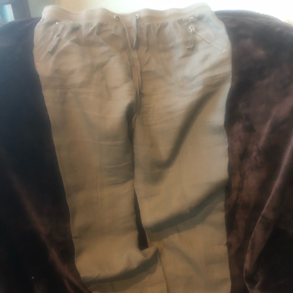 Linen green pants